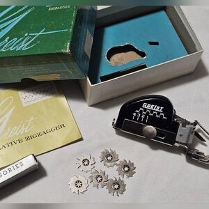 Greist Decorative Zigzagger w/ 7 Template Accessories, Manual, & Box Vtg